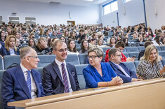 Od lewej: L. Gawryłow, B. Stawiarz, dr hab. I. Włoch, prof. PRz, prof. dr hab. n.med. A. Reich, D. Nowak-Maluchnik