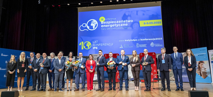 Uczestnicy X Konferencji „Bezpieczeństwo energetyczne – filary i perspektywa rozwoju”, 
