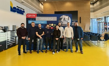 1.	Przedstawiciele Politechniki Rzeszowskiej oraz ISCAR Poland,