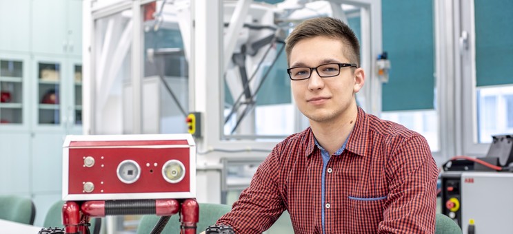 Student mechatroniki opracował prototyp robota inspekcyjnego